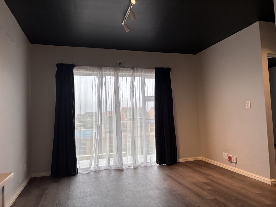 To Let 2 Bedroom Property for Rent in Muizenberg Western Cape